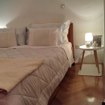 Visnjik 7-free Parking