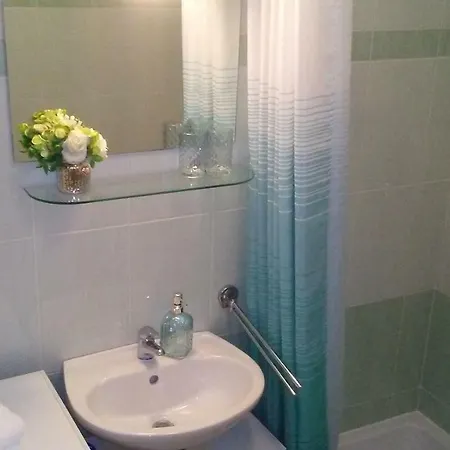 Visnjik 7-free Parking * 扎达尔